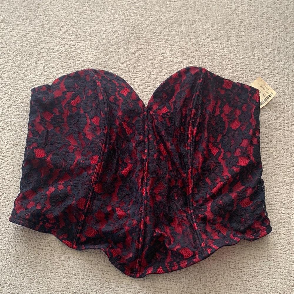 Black and red body corset size 22/24